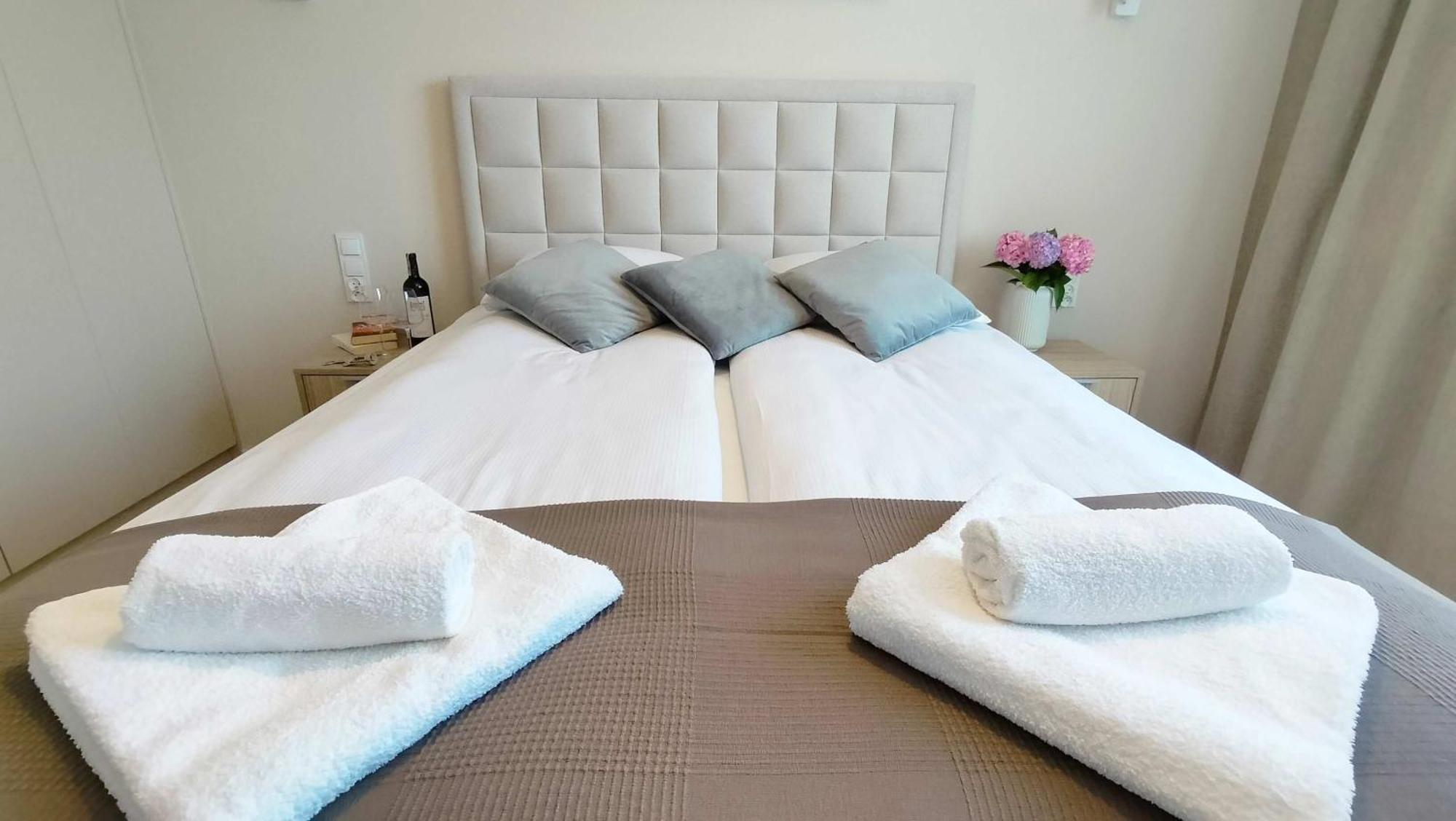 Cicha Przystan Apartamenty Whiteblue Sauna&Fitness&Parking Kołobrzeg Buitenkant foto